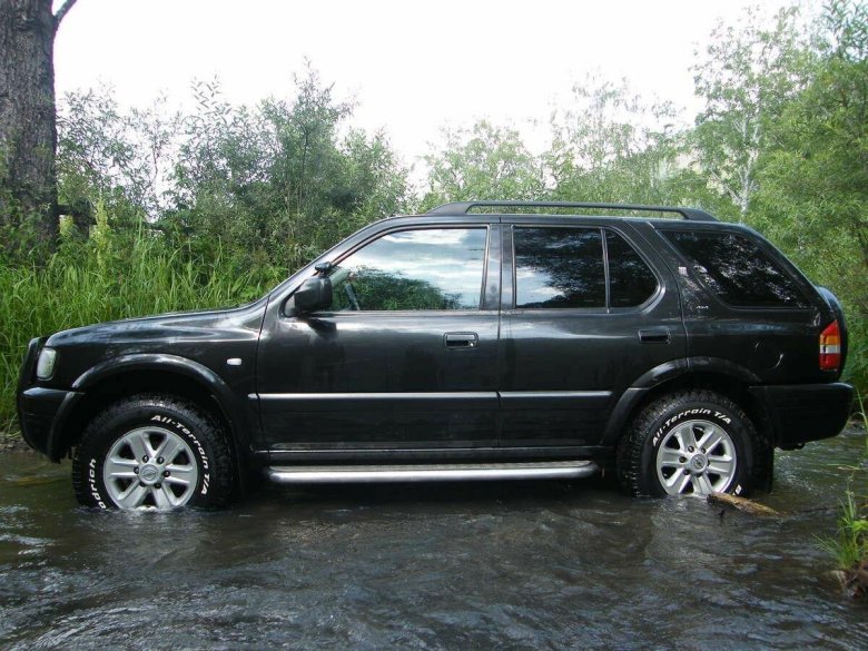 Opel Frontera b 2002