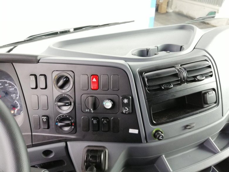 Панель КАМАЗ 5490 Нео