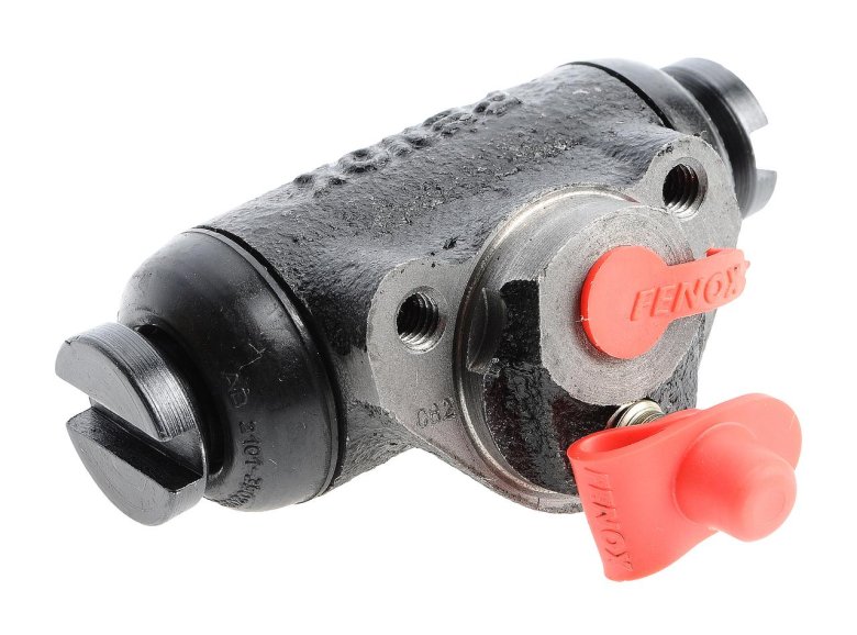 Задний тормозной цилиндр 2101