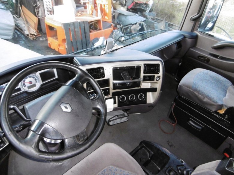 Renault Magnum 2000 салон