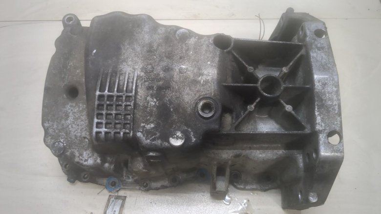 Масляный поддон renault