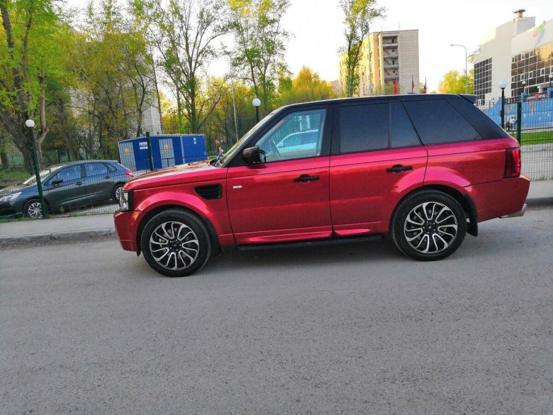 Рендж Ровер спорт 2008 красный