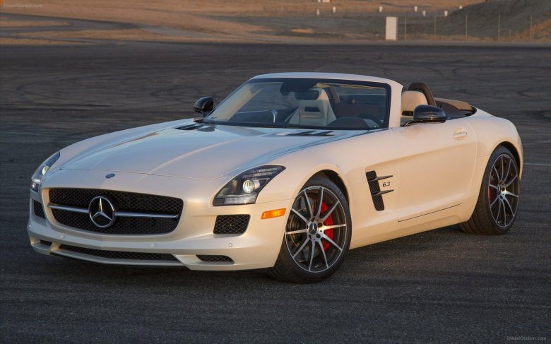 Mercedes Benz SLS AMG 2013
