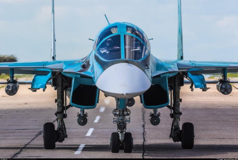 Истребитель бомбардировщик су 34