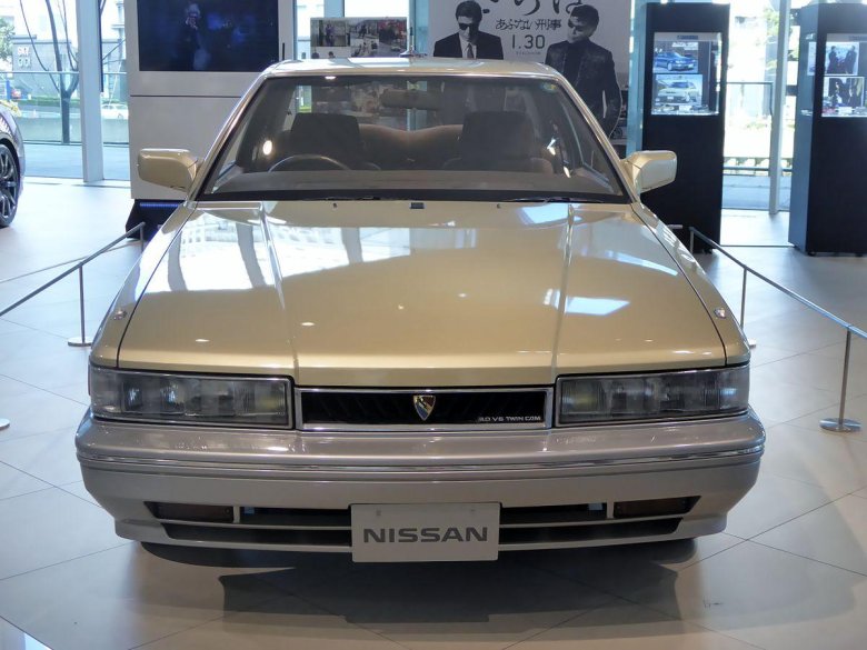 1987 Nissan Leopard