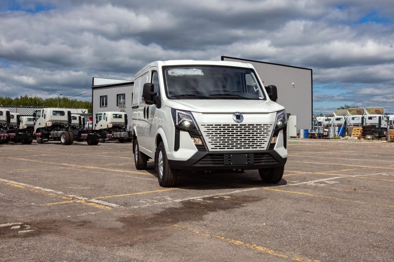 Донг фенг фургон