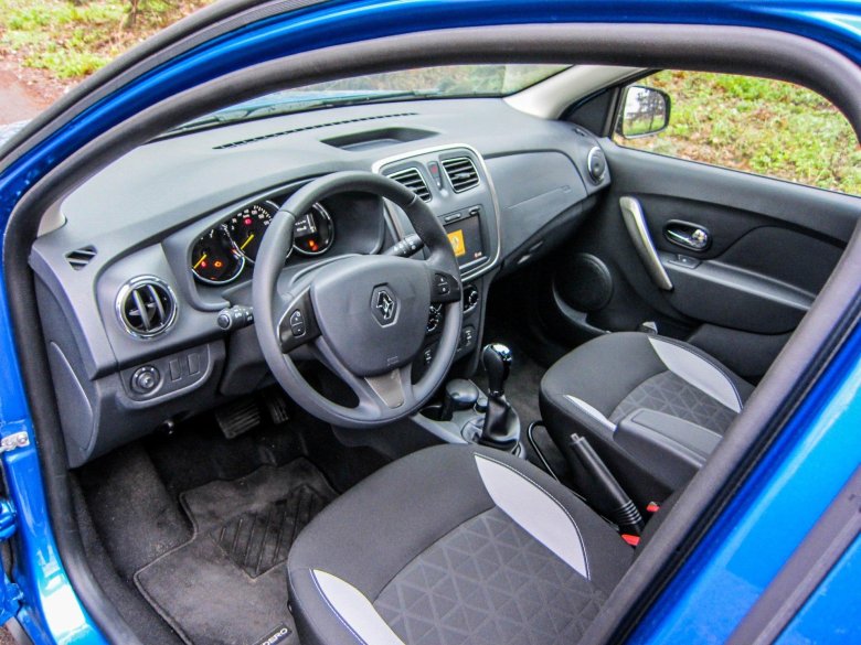 Renault Sandero Stepway салон