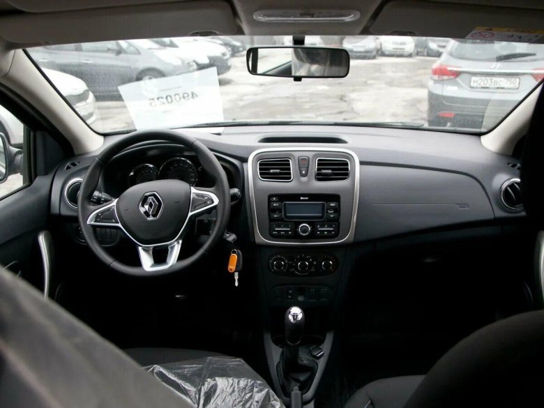 Renault Sandero Stepway 2021 салон