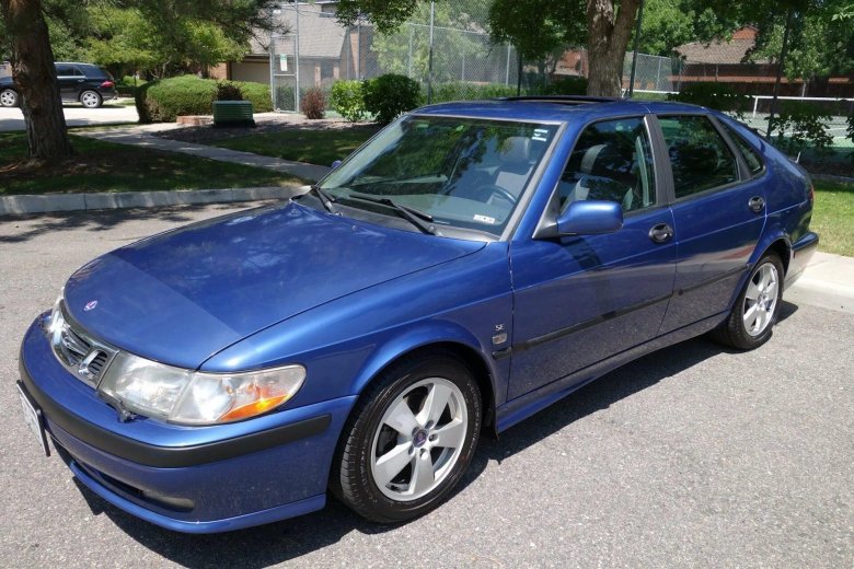 Saab 9-5 синий