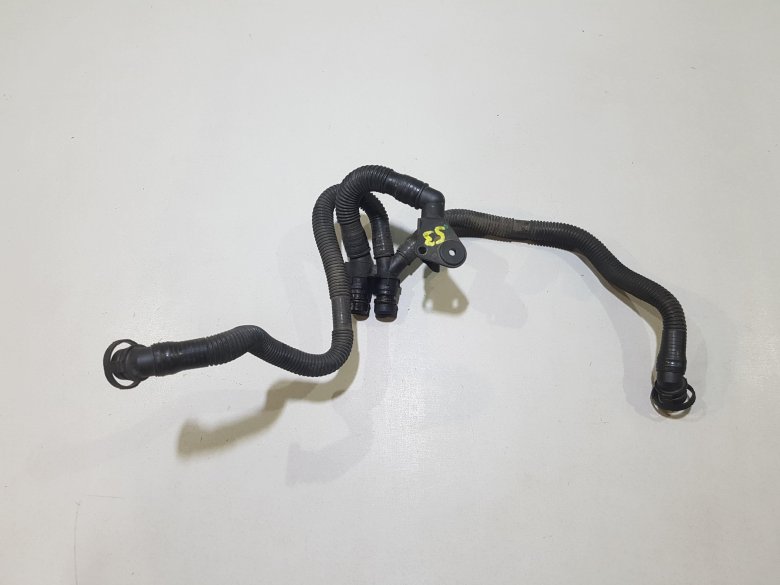 Ауди а6 с4 2.6 трубки вентиляции картерных газов