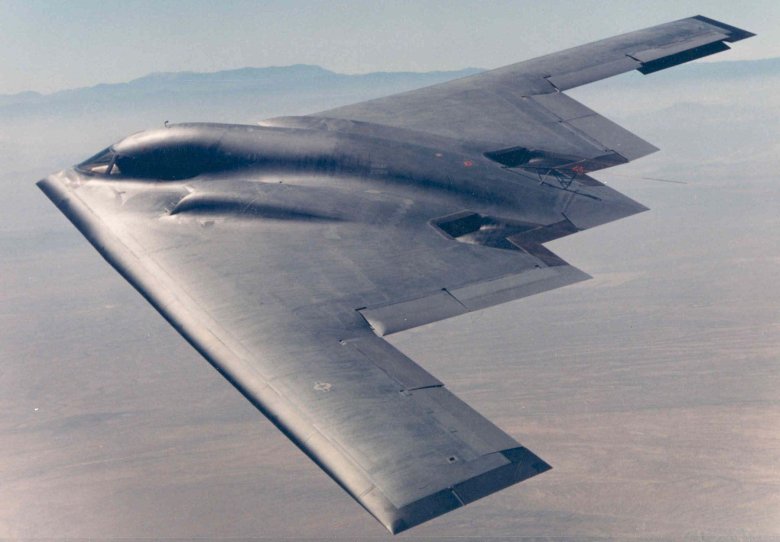 Стелс-бомбардировщик b-2