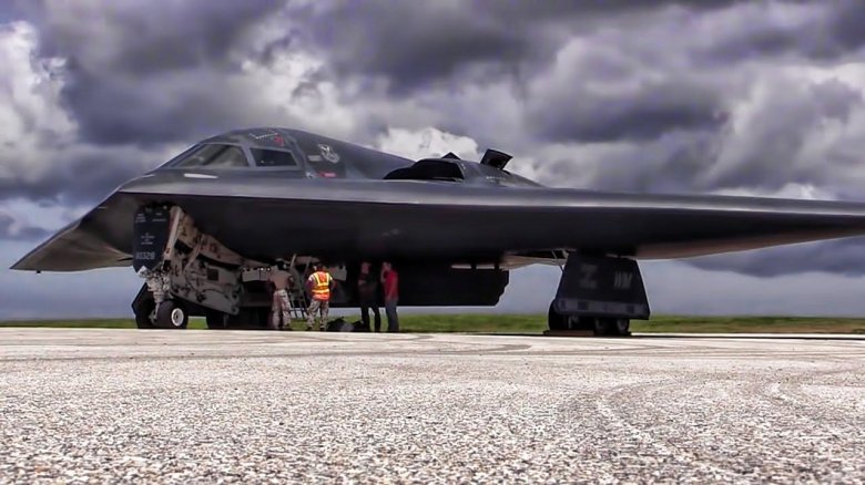 B-2 Spirit: стелс-бомбардировщик