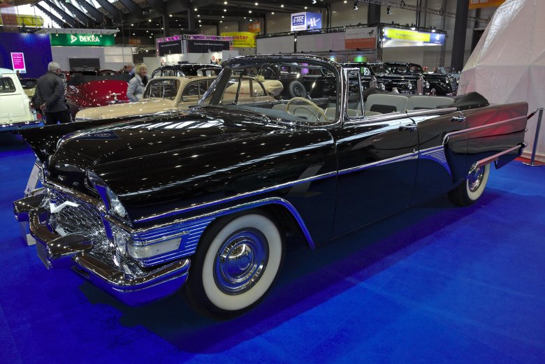 ГАЗ-13 Чайка Фаэтон