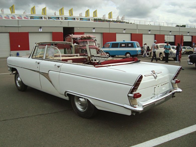 Газ-13б чайка фаэтон