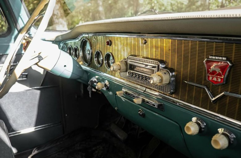 ГАЗ-13 «Чайка»