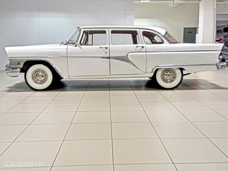 ГАЗ 13 Чайка сбоку