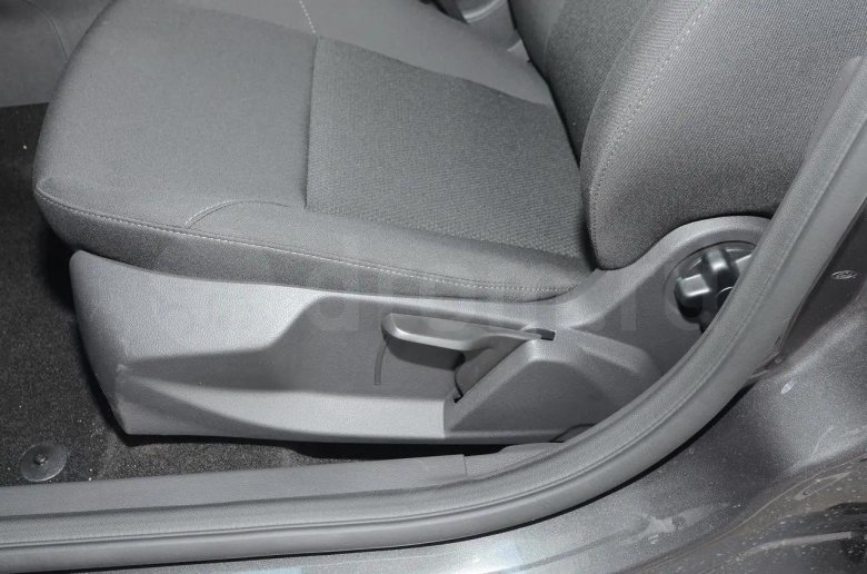 Сиденье водителя Lada Largus (версия е2 Mocca 8450009218)