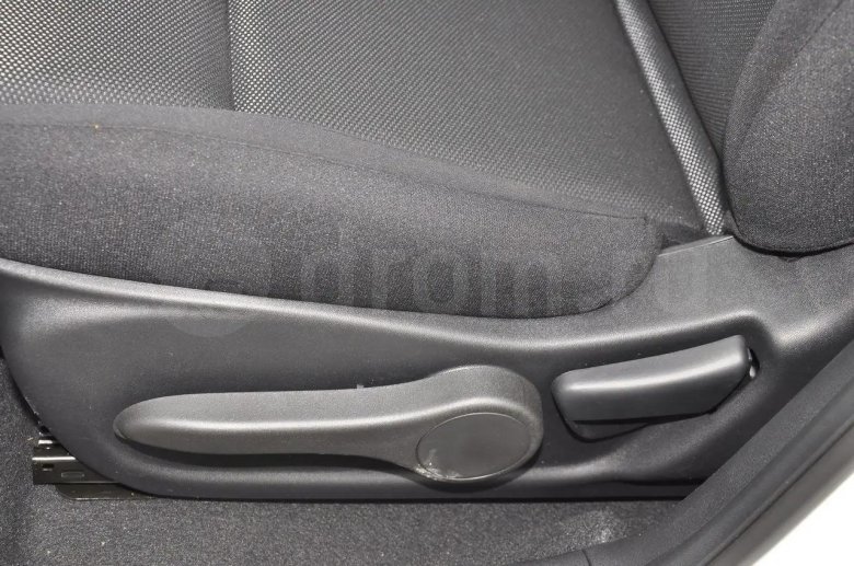 Регулировка сиденья водителя по высоте Ниссан нот