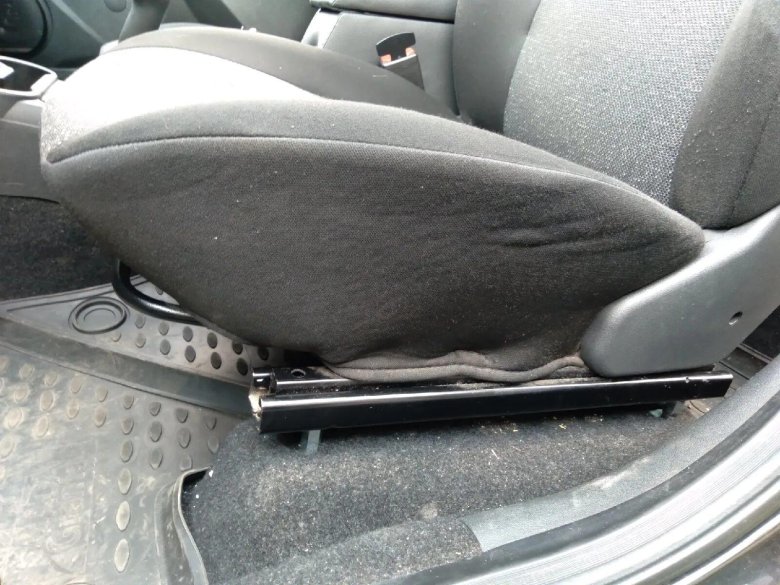 Лада Гранта водительское сидение