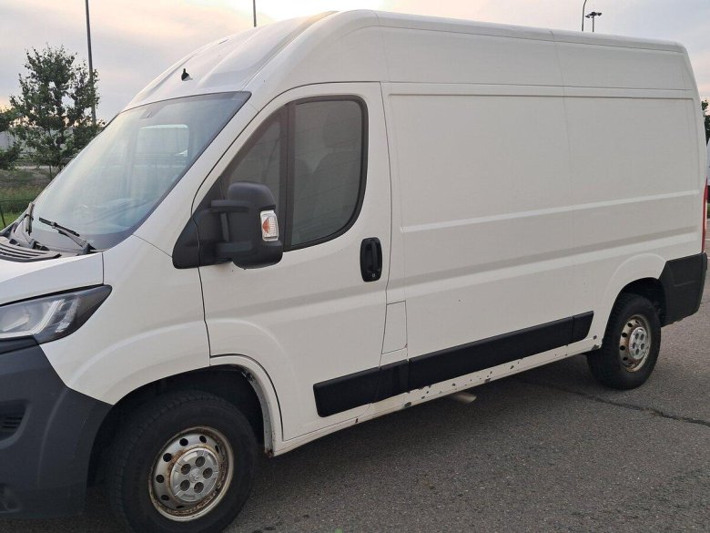 Пежо боксер грузовой фургон