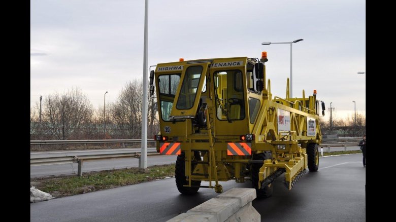 Дорожная фреза caterpillar pm 822