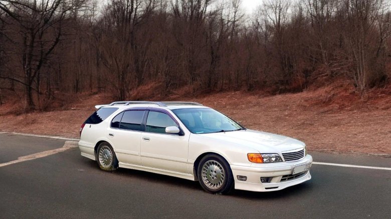 Nissan cefiro a32 wagon