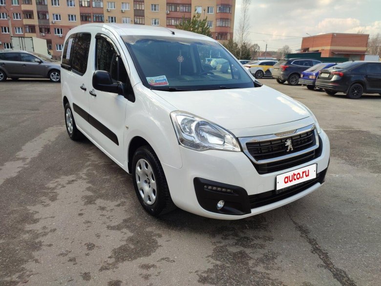 Пежо партнер белый