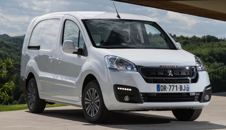 Пежо партнер 2021