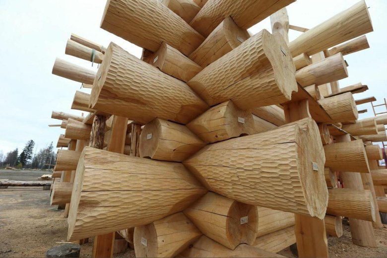 Канадская рубка бревна