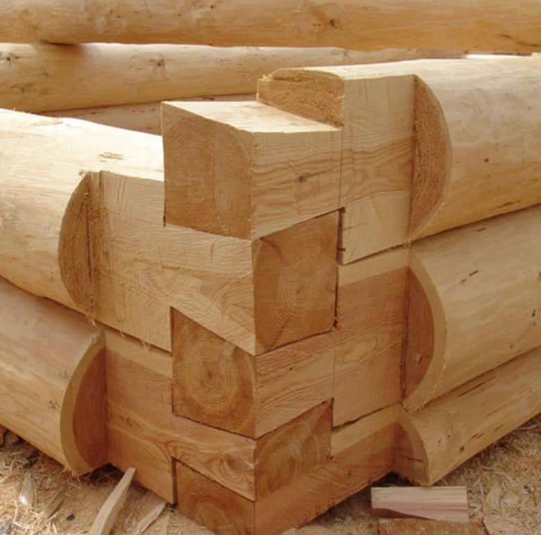 Сруб в ласточкин хвост