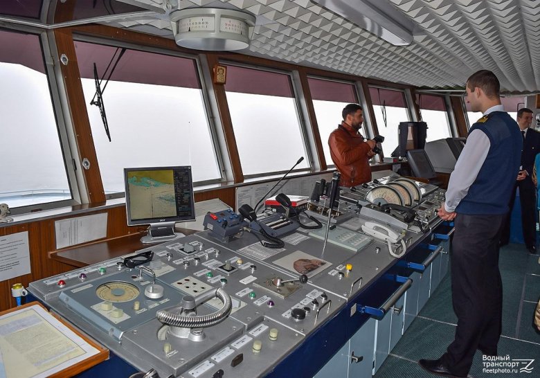 Рубка теплохода 301