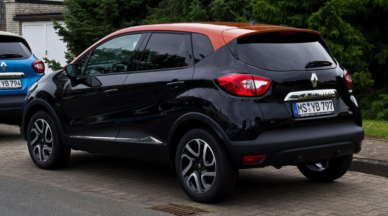 Рено Каптур белый с черной крышей