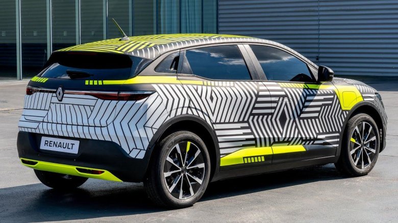 Рено Меган электромобиль