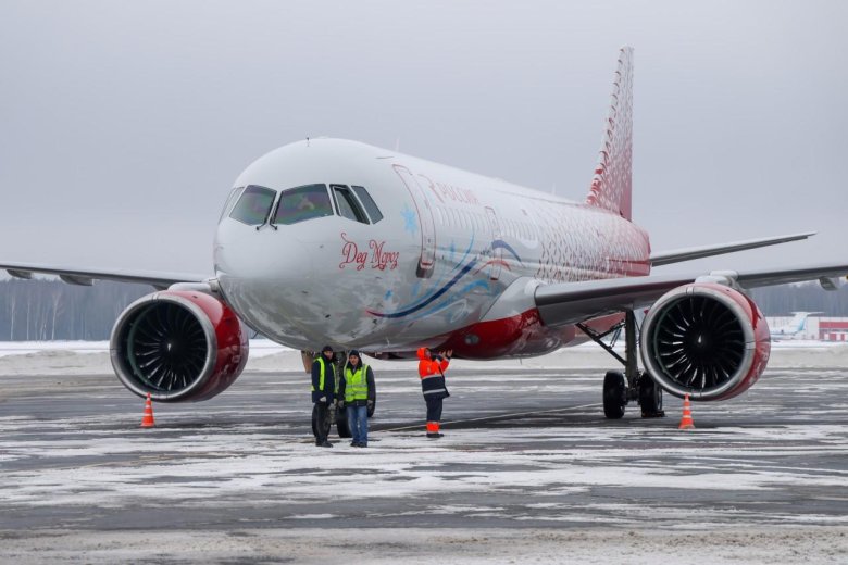 МС-21 пассажирский самолёт