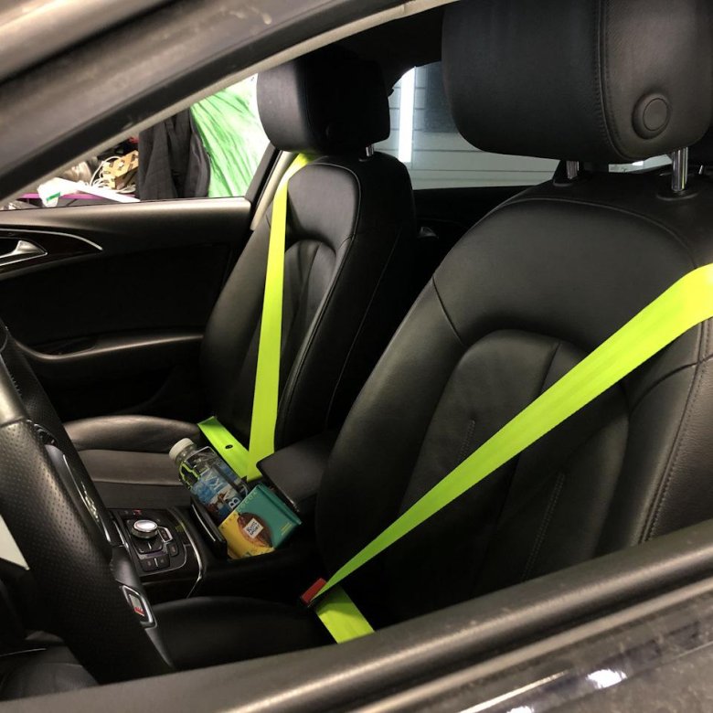 Ремни безопасности на ВАЗ 2114 желтые