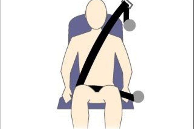 Пристегивать ремень безопасности