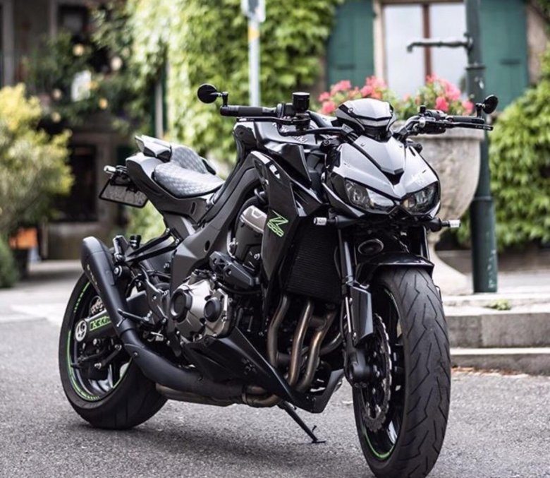 Kawasaki z 1000 мотоцикл