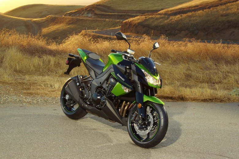 Kawasaki z1000 мотоцикл