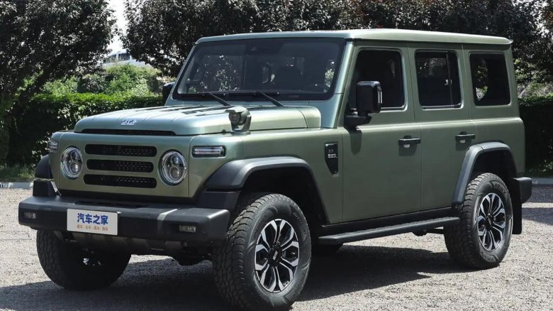 212 китайский внедорожник