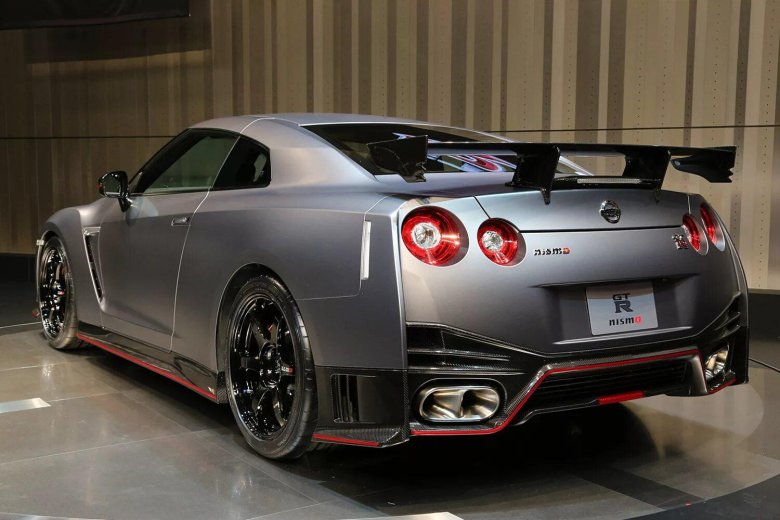 Nissan gtr 35
