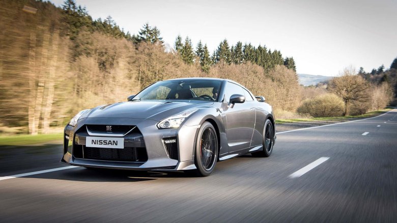 Nissan gtr r35 2016