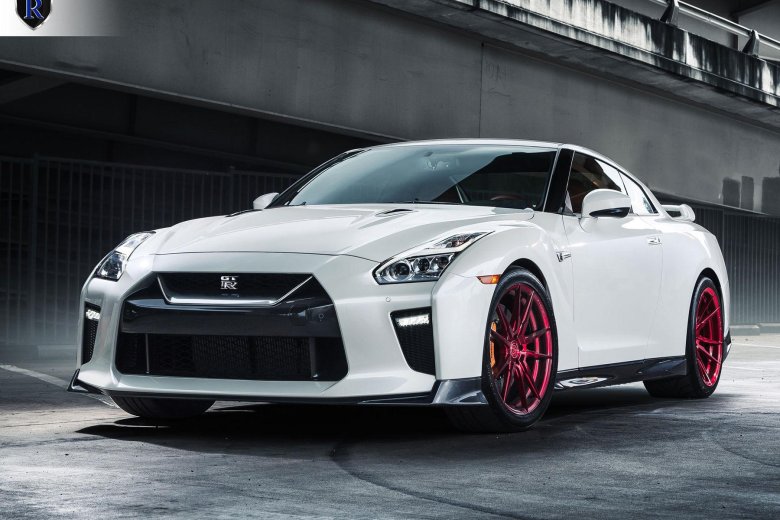 Ниссан ГТР р35