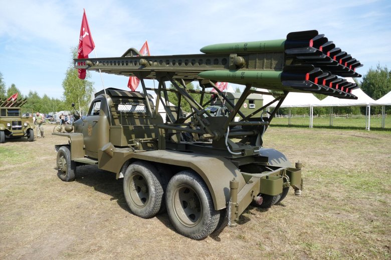 Военная машина Катюша