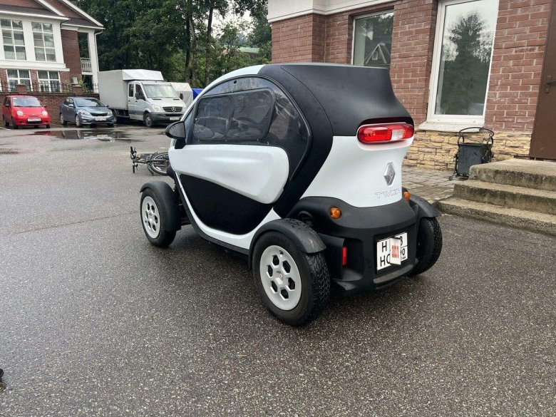 Рено одноместный автомобиль