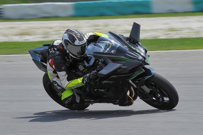 Мотоцикл kawasaki ninja h 2 r