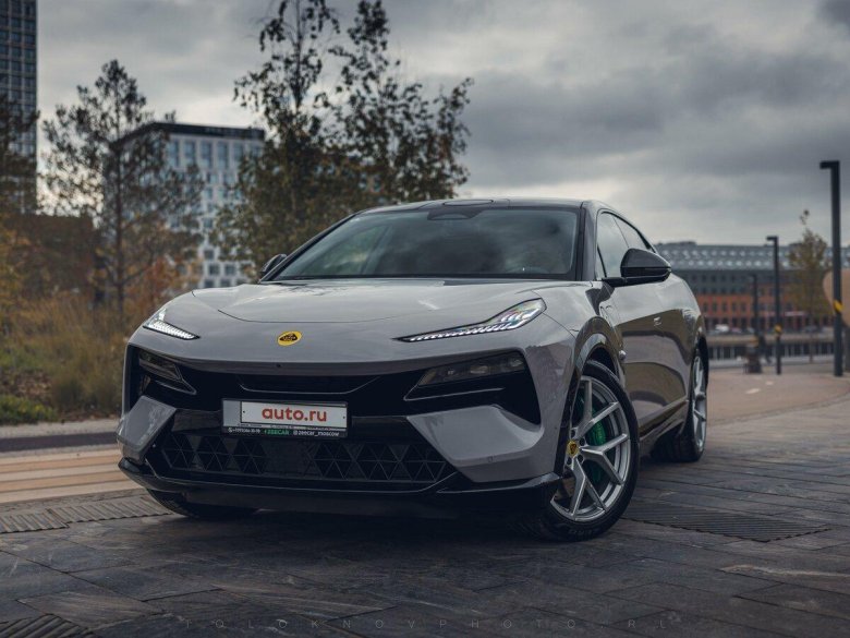 Лотус НИО кроссовер
