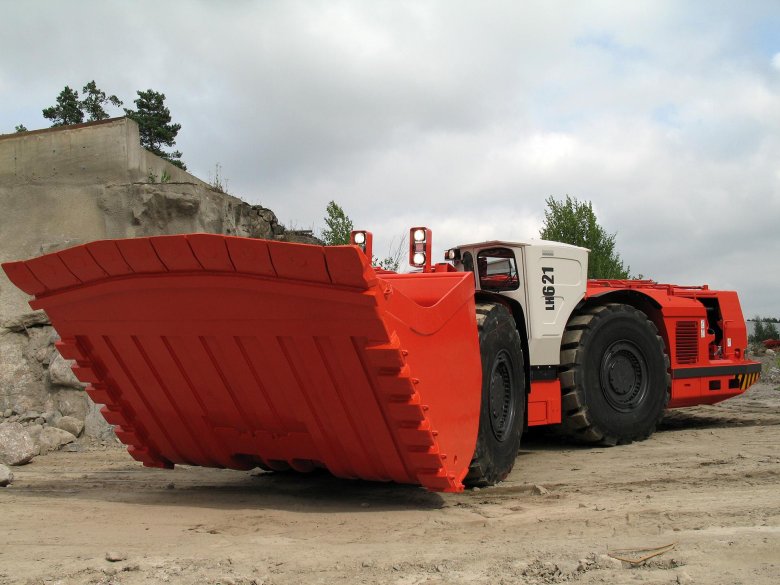 ПДМ Sandvik LH 410