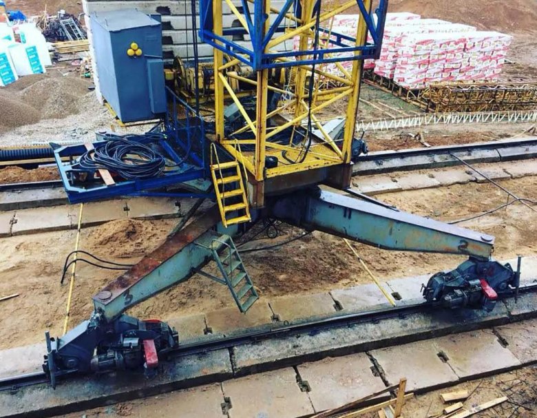 Башенный кран КБ 515