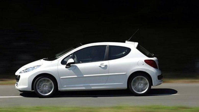 Пежо 207 купе