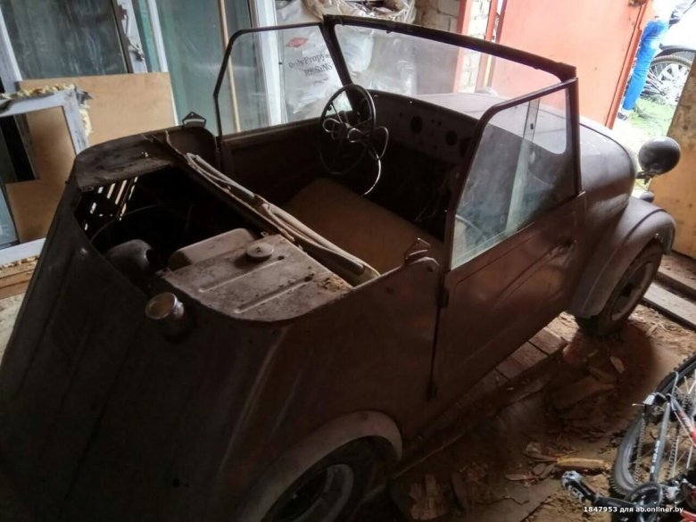 Сгоревшая мотоколяска